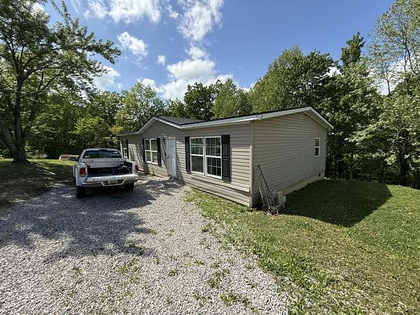 2.17 Acres of Land with Home for Sale in Frenchburg, Kentucky