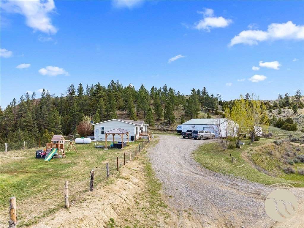 10 Acres of Land with Home for Sale in Huntley, Montana