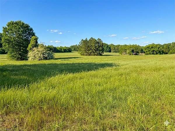 1.5 Acres of Residential Land for Sale in Hamptonville, North Carolina