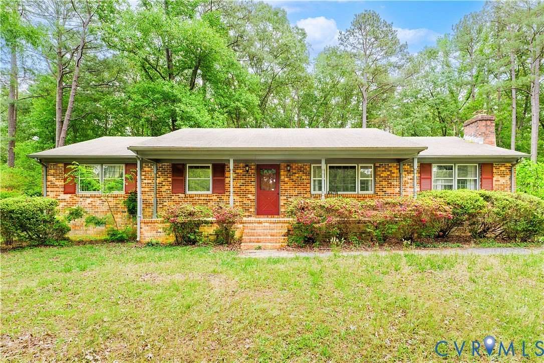 1.62 Acres of Land with Home for Sale in Richmond, Virginia
