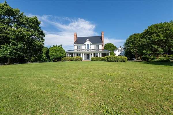 14 Acres of Land with Home for Sale in Calhoun, Georgia