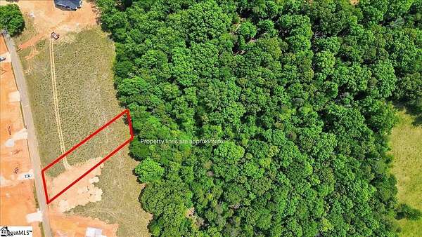 1.73 Acres of Residential Land for Sale in Chesnee, South Carolina