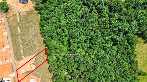 1.72 Acres of Residential Land for Sale in Chesnee, South Carolina