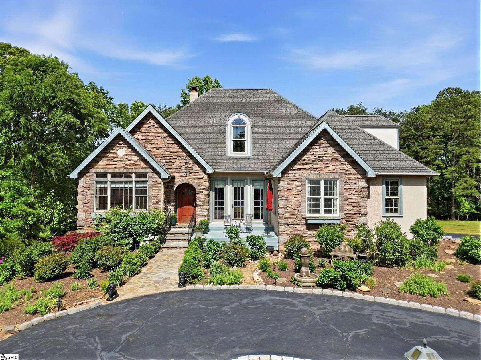 16.6 Acres of Land with Home for Sale in Campobello, South Carolina