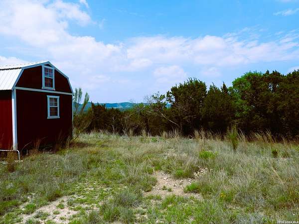 5 Acres of Residential Land for Sale in Pipe Creek, Texas