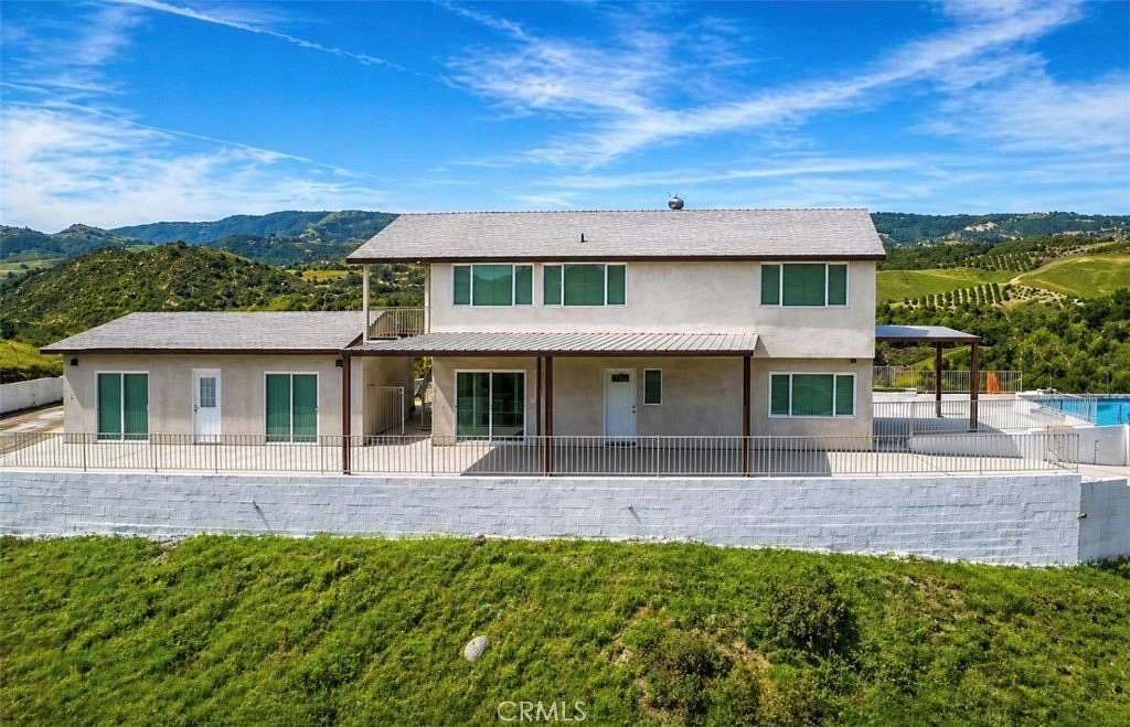 9.62 Acres of Land with Home for Sale in Temecula, California
