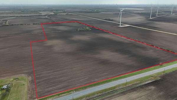 44 Acres of Agricultural Land for Sale in Lyford, Texas