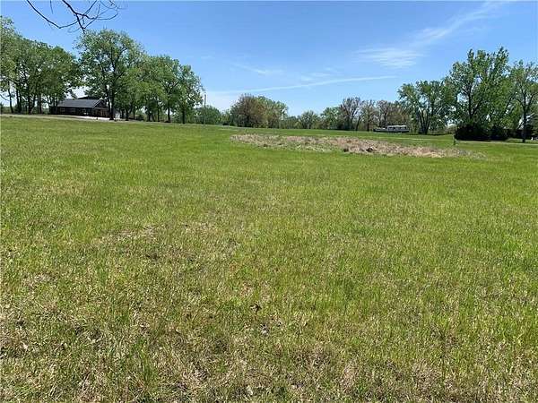 0.73 Acres of Residential Land for Sale in Gallatin, Missouri