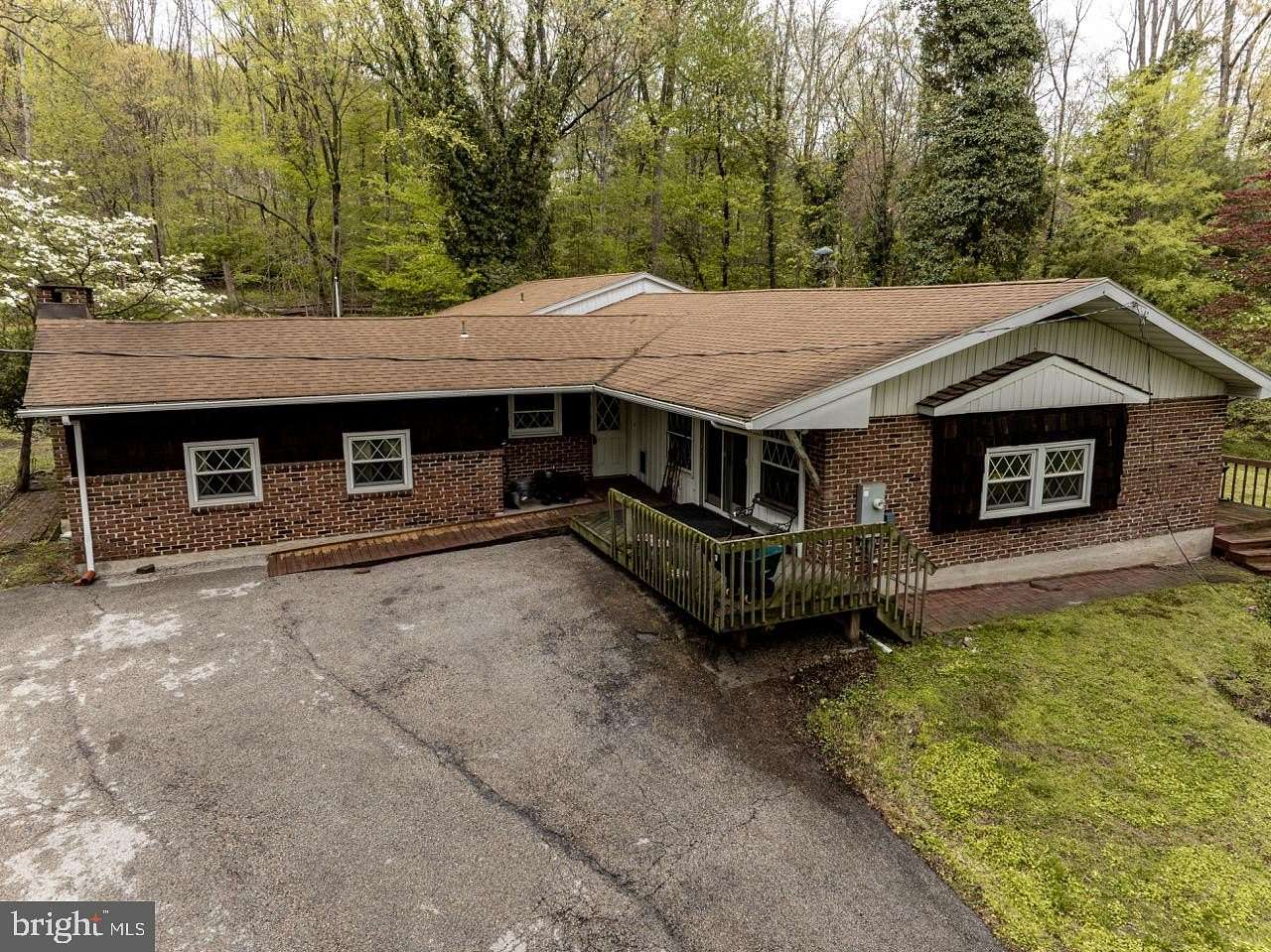 5.74 Acres of Land with Home for Auction in Pottstown, Pennsylvania