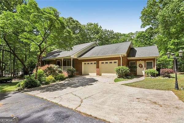 9.5 Acres of Land with Home for Sale in Hampton, Georgia