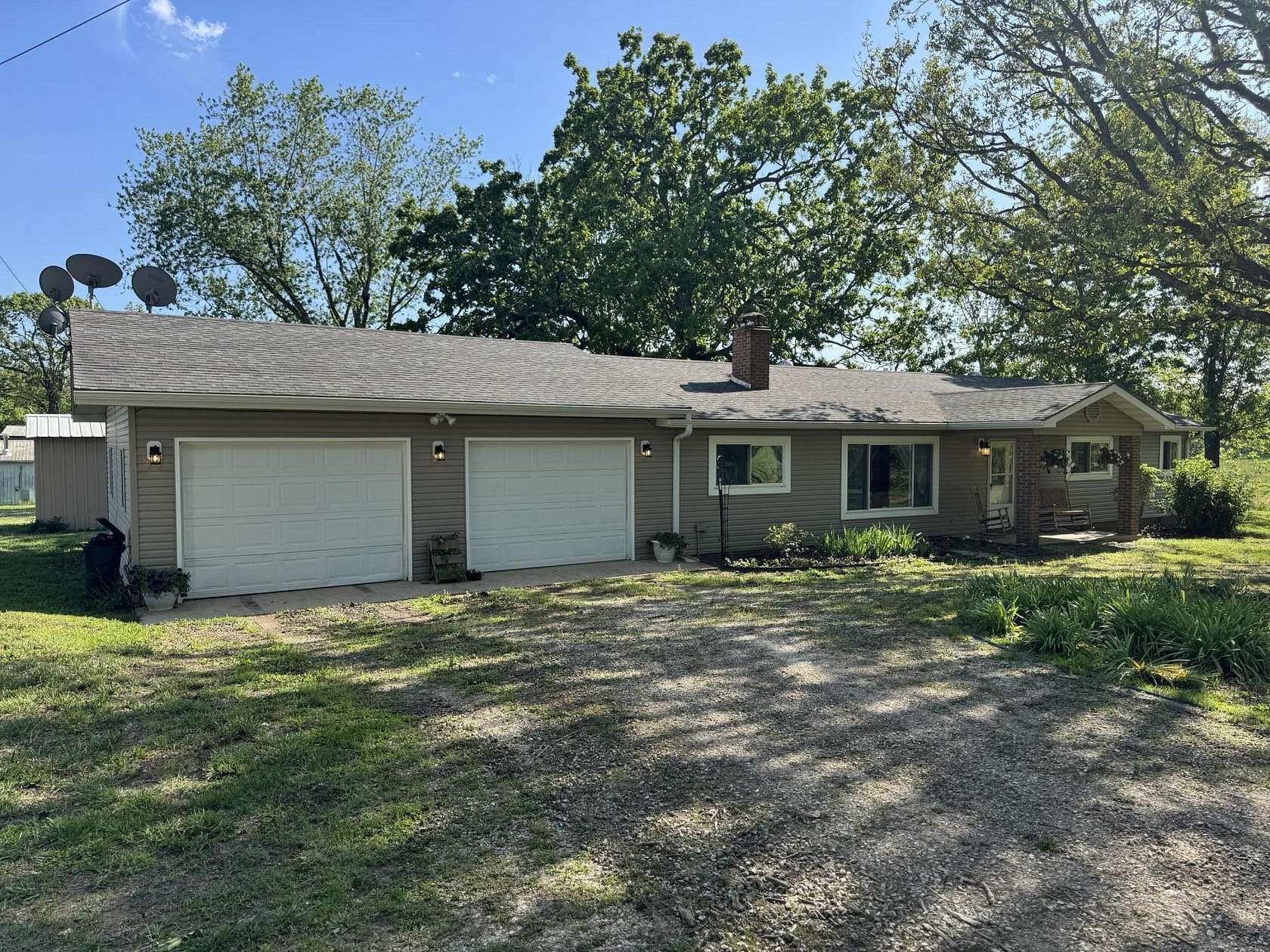 1.89 Acres of Land with Home for Sale in West Plains, Missouri