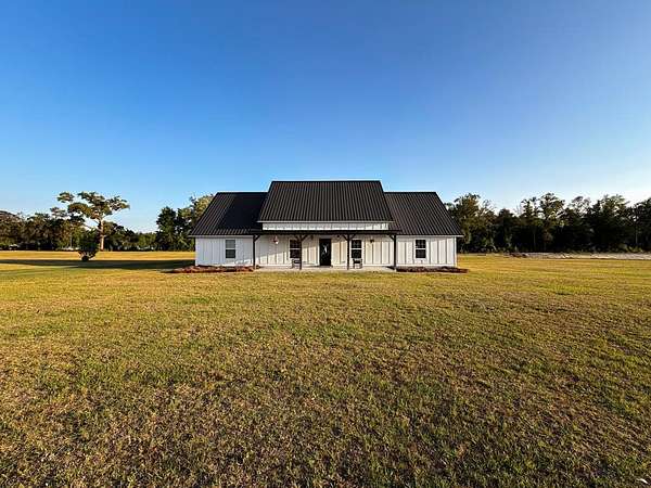 3 Acres of Land with Home for Sale in Lakeland, Georgia