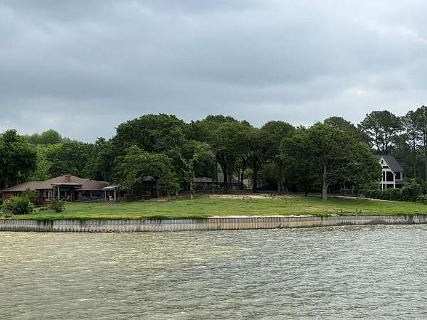 0.3 Acres of Residential Land for Sale in Gun Barrel City, Texas