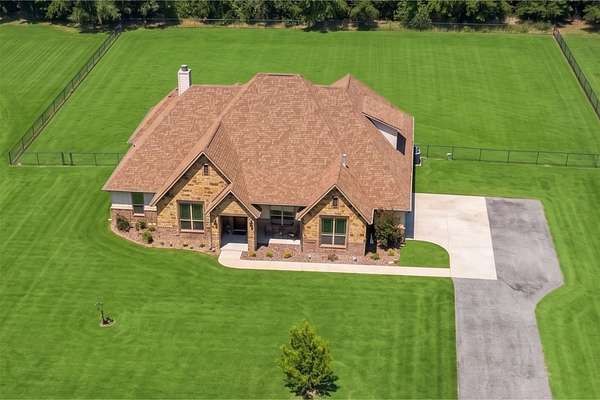 2.5 Acres of Land with Home for Sale in Gunter, Texas