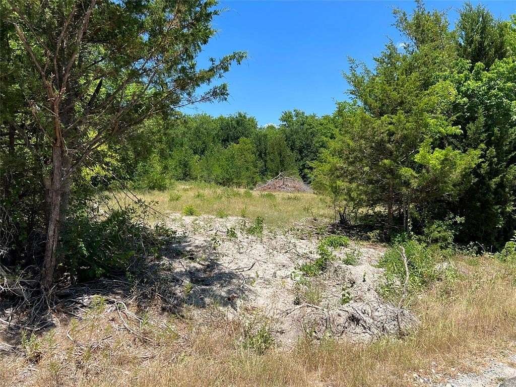 22.7 Acres of Recreational & Residential Land for Sale in Whitewright, Texas