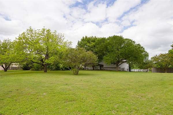 7 Acres of Land with Home for Sale in Plano, Texas
