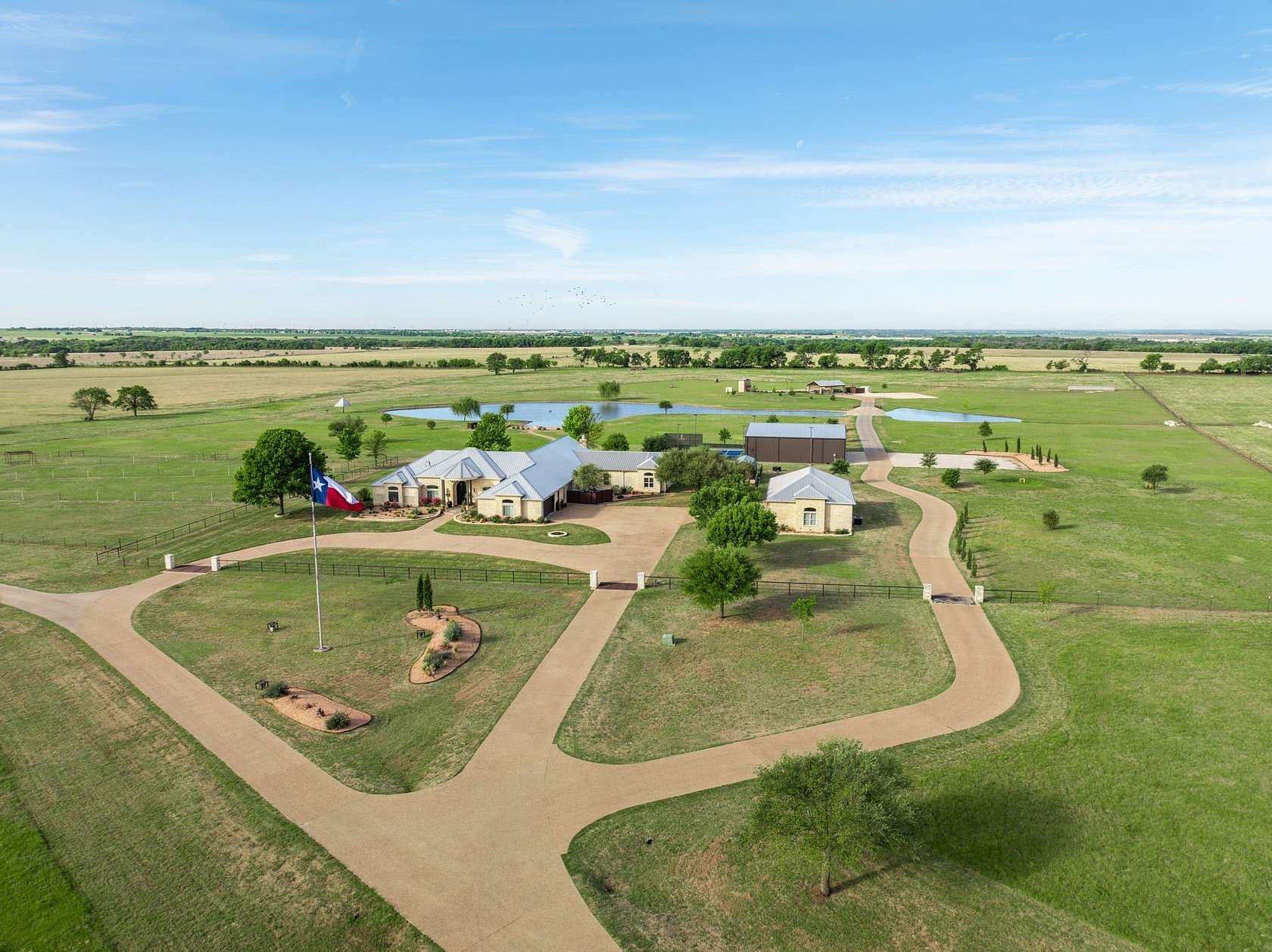 164 Acres of Recreational Land with Home for Sale in Abbott, Texas