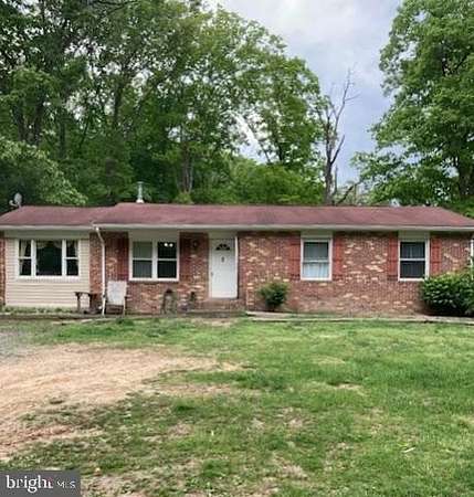 4.42 Acres of Land with Home for Lease in Stafford, Virginia