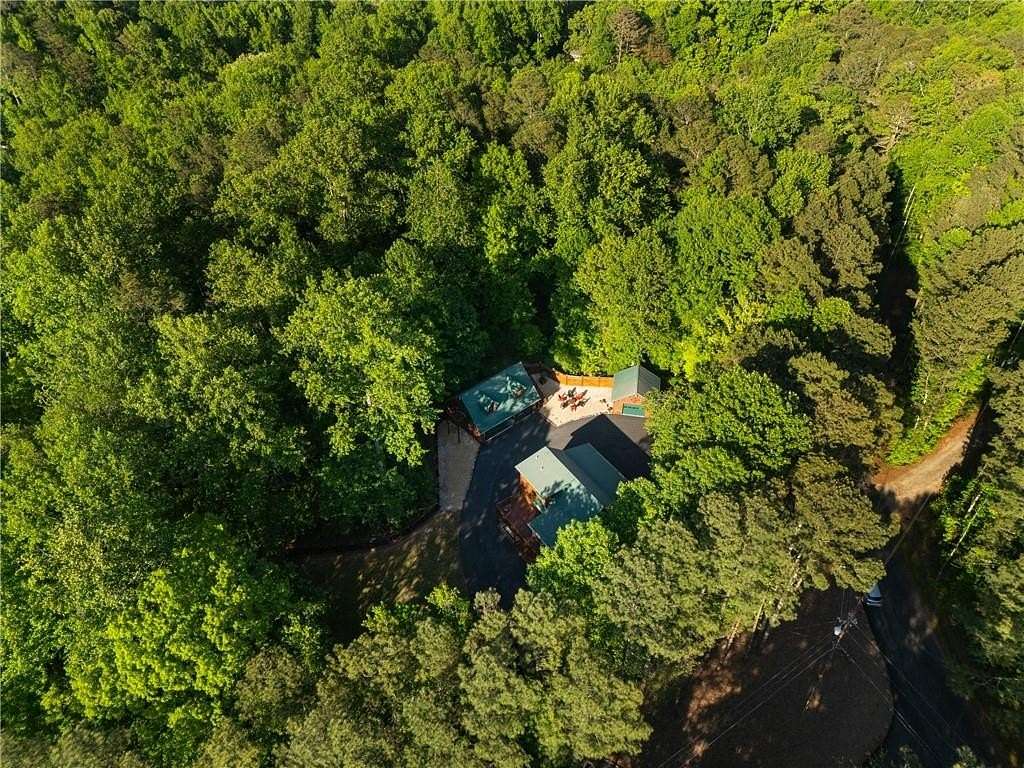 10 Acres of Recreational Land with Home for Sale in Canton, Georgia