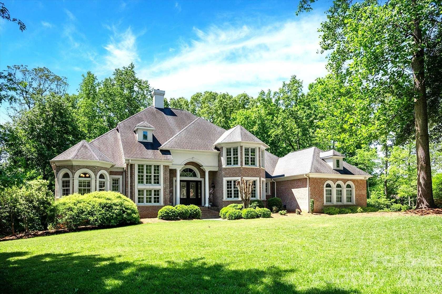 1.52 Acres of Land with Home for Sale in Waxhaw, North Carolina