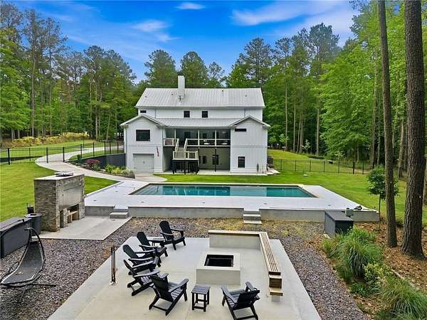 6.55 Acres of Land with Home for Sale in Fayetteville, Georgia