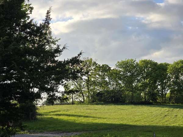 80 Acres of Recreational Land for Sale in Clinton, Missouri