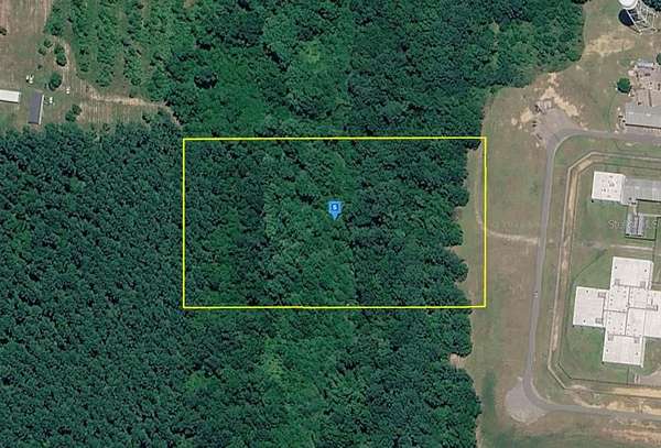 7 Acres of Residential Land for Sale in Gretna, Florida