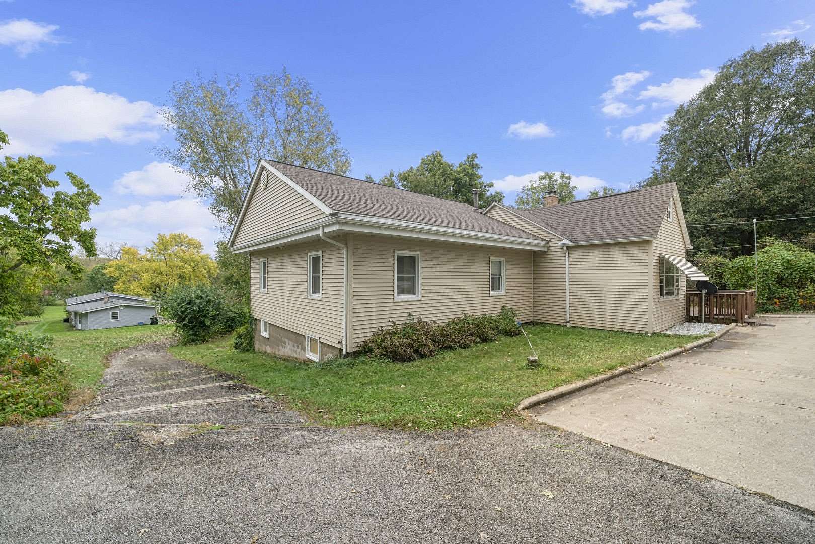 3.15 Acres of Land with Home for Sale in Oswego, Illinois