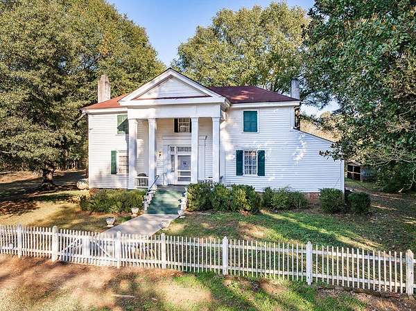 5 Acres of Land with Home for Sale in Lexington, Georgia
