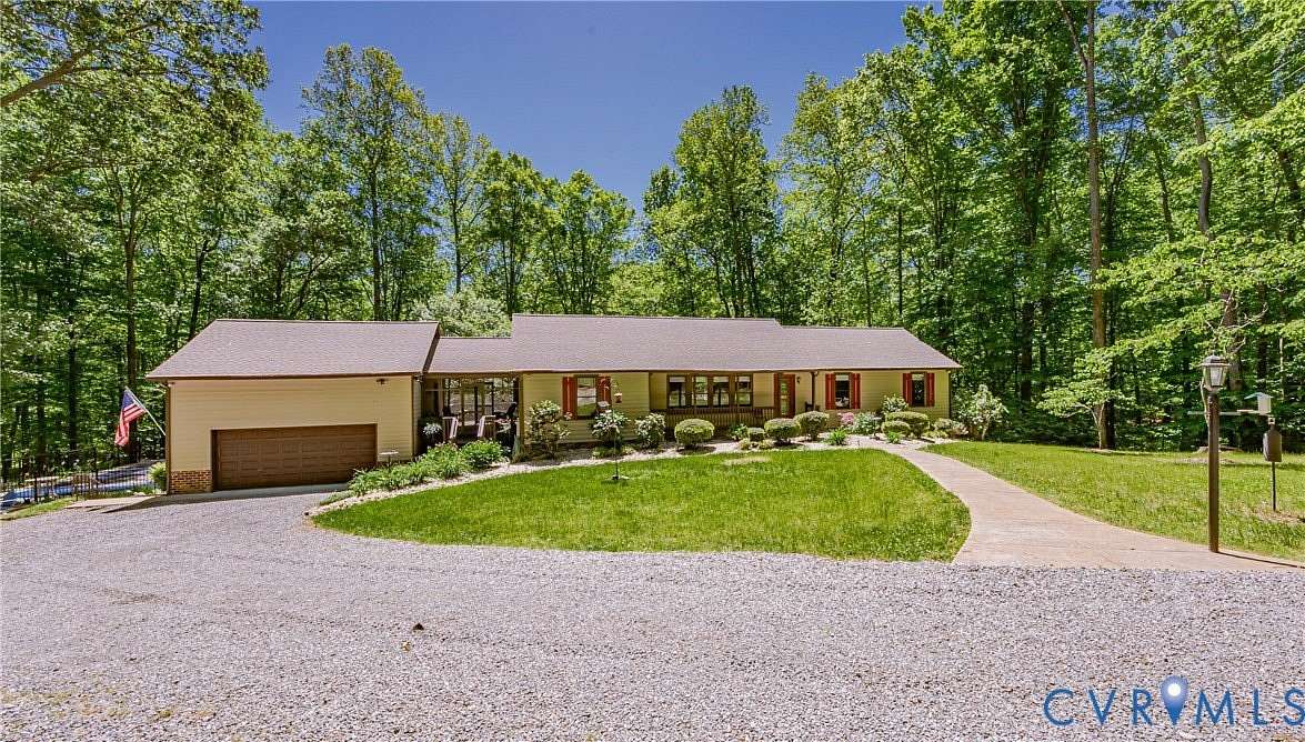 9.43 Acres of Land with Home for Sale in New Kent, Virginia