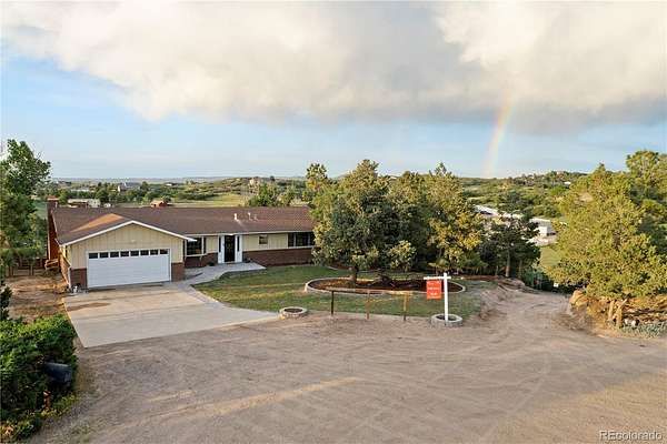 5.25 Acres of Land with Home for Sale in Sedalia, Colorado