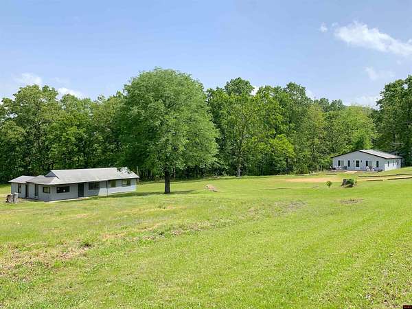 2.2 Acres of Land with Home for Sale in Bull Shoals, Arkansas