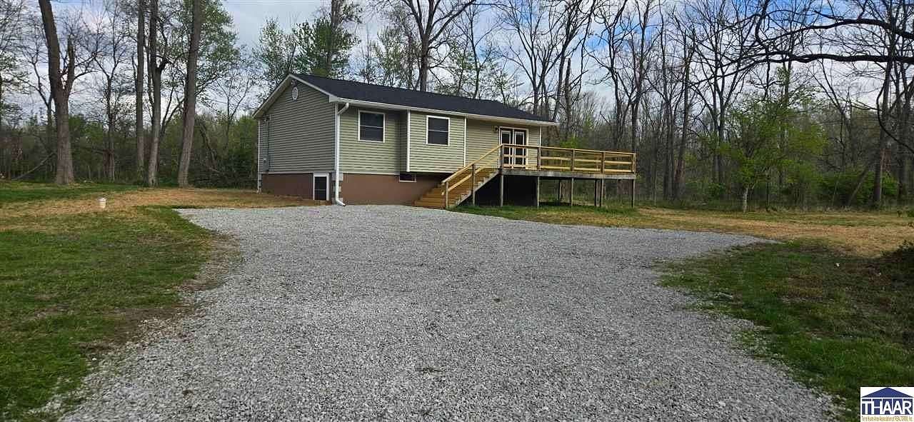 1.5 Acres of Land with Home for Sale in Brazil, Indiana