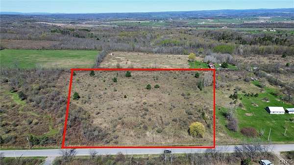 6 Acres of Residential Land for Sale in Glen, New York
