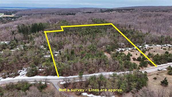 6.17 Acres of Residential Land for Sale in Harbor Springs, Michigan