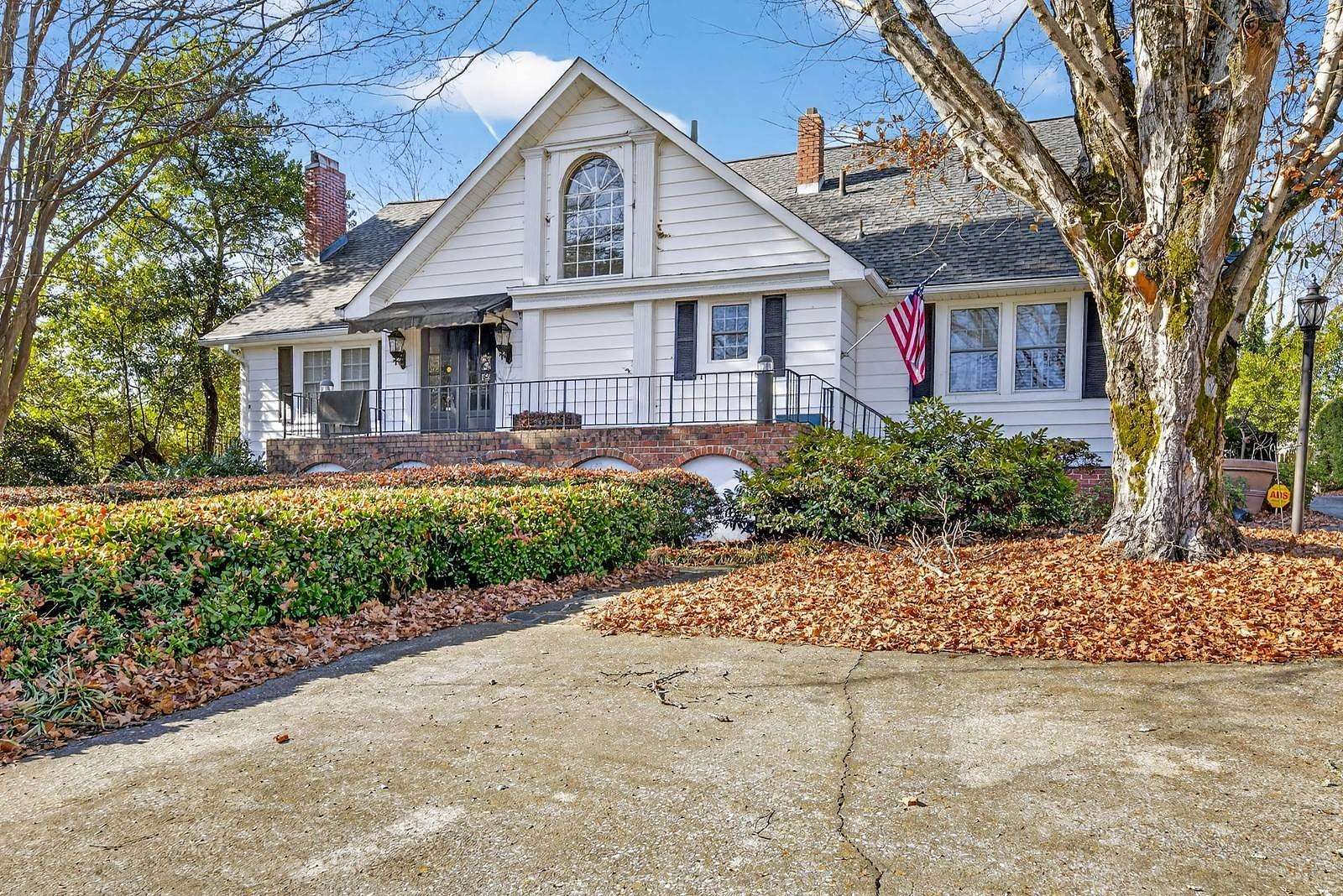 3.48 Acres of Land with Home for Sale in Gadsden, Alabama