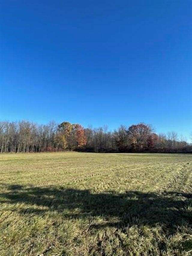 5 Acres of Residential Land for Sale in Seymour, Wisconsin