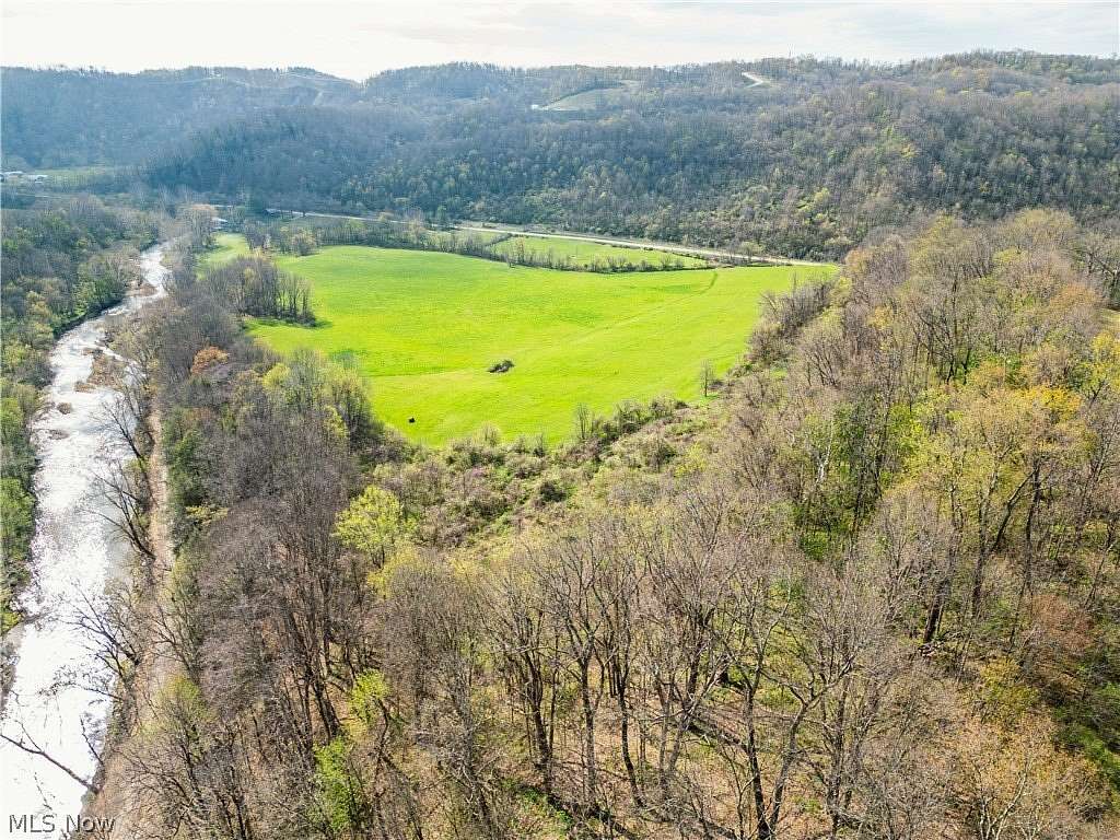 190 Acres of Land for Auction in Alledonia, Ohio