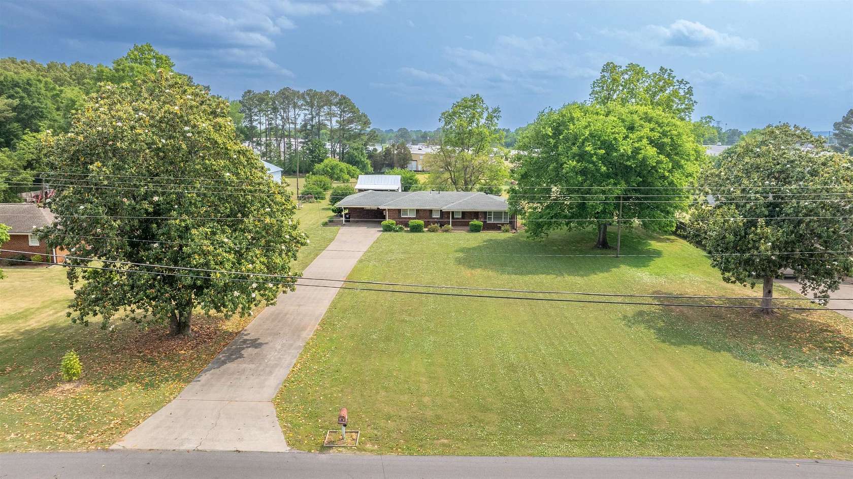 1.9 Acres of Land with Home for Sale in Muscle Shoals, Alabama