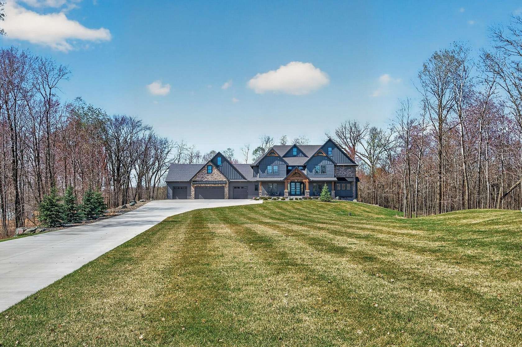 4.5 Acres of Land with Home for Sale in Ham Lake, Minnesota