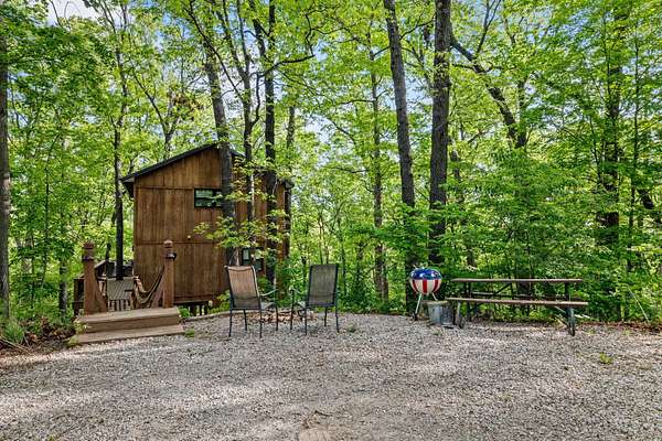 10 Acres of Recreational Land for Sale in Cassville, Missouri