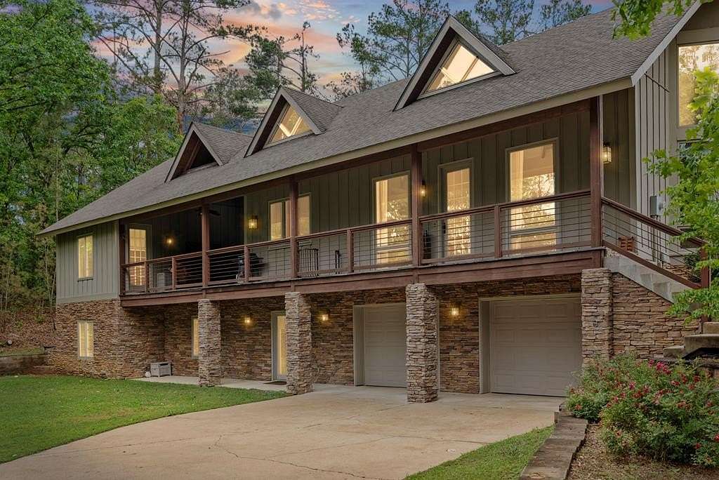 1.52 Acres of Land with Home for Sale in Oxford, Mississippi