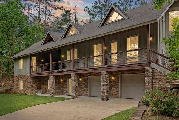 1.52 Acres of Land with Home for Sale in Oxford, Mississippi