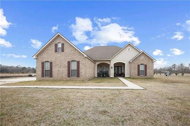 4.58 Acres of Land with Home for Sale in Bush, Louisiana