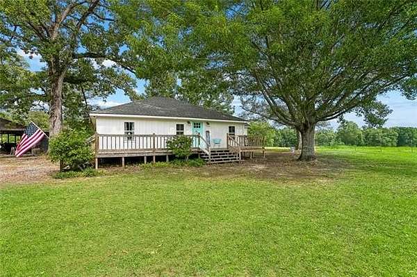 40 Acres of Land with Home for Sale in Kentwood, Louisiana
