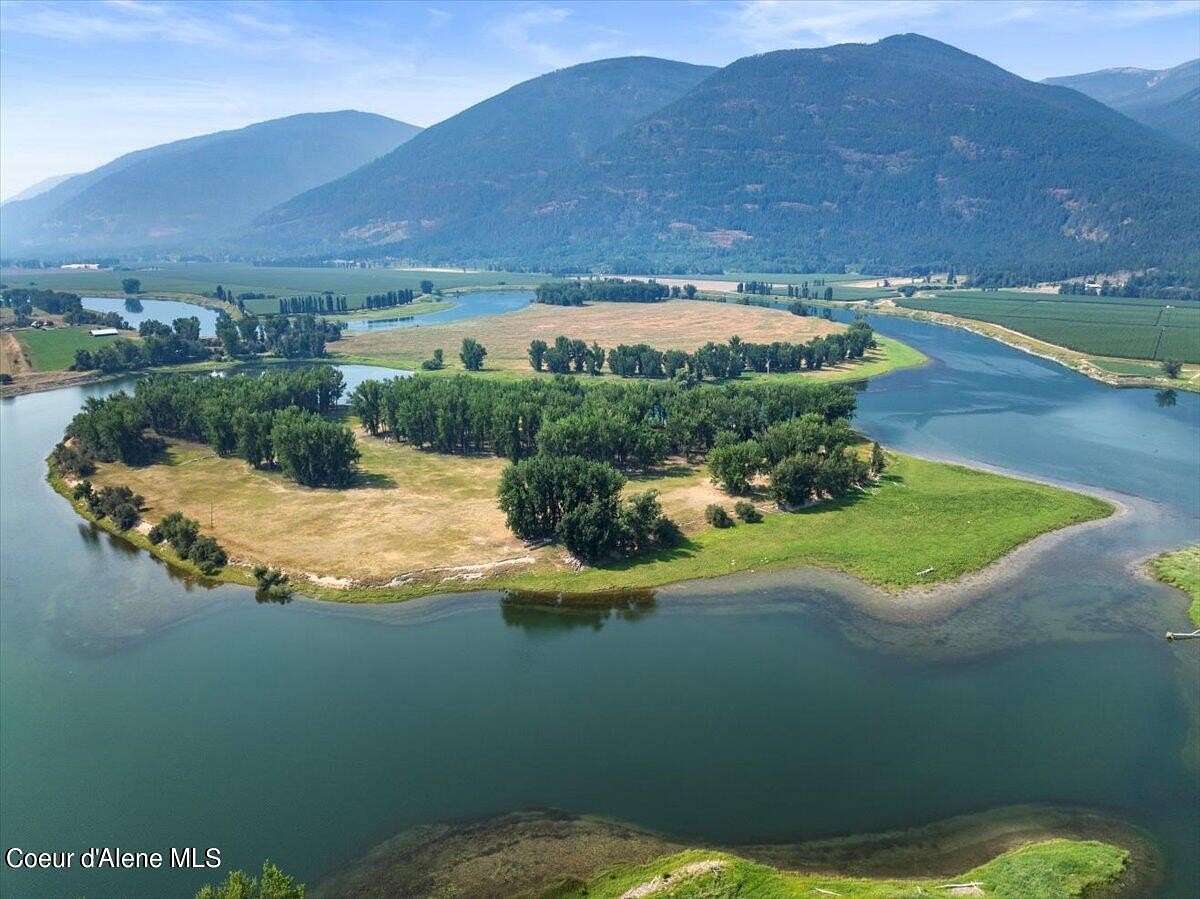 46.4 Acres of Agricultural & Residential Land for Sale in Bonners Ferry, Idaho