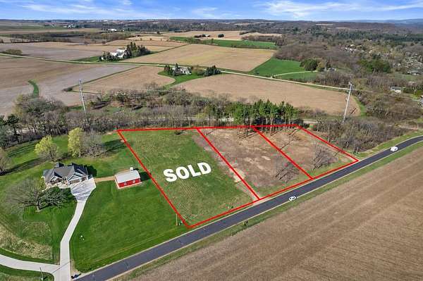 1.5 Acres of Residential Land for Sale in Poynette, Wisconsin