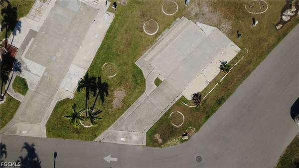 0.06 Acres of Land for Sale in Fort Myers, Florida