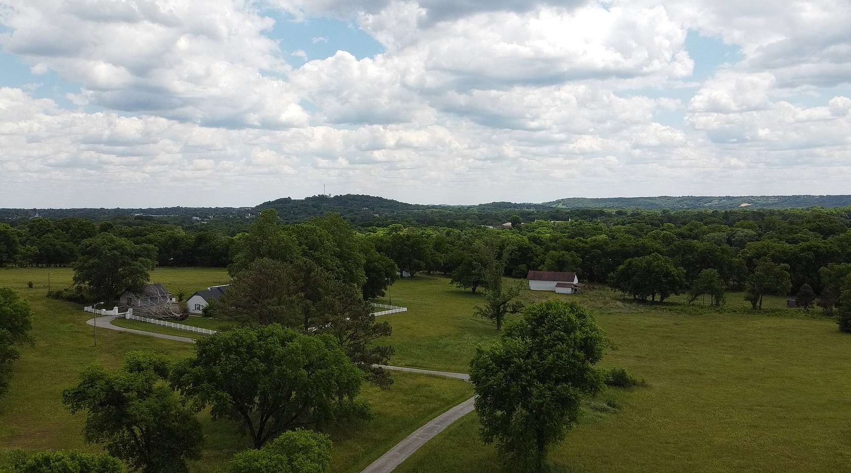 30.8 Acres of Agricultural Land for Sale in Columbia, Tennessee