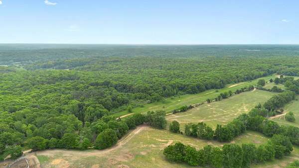 27 Acres of Land for Sale in Dickson, Tennessee